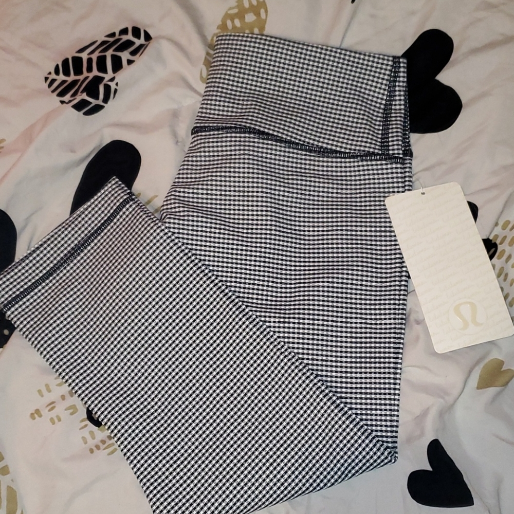 Lululemon Athleta leggings